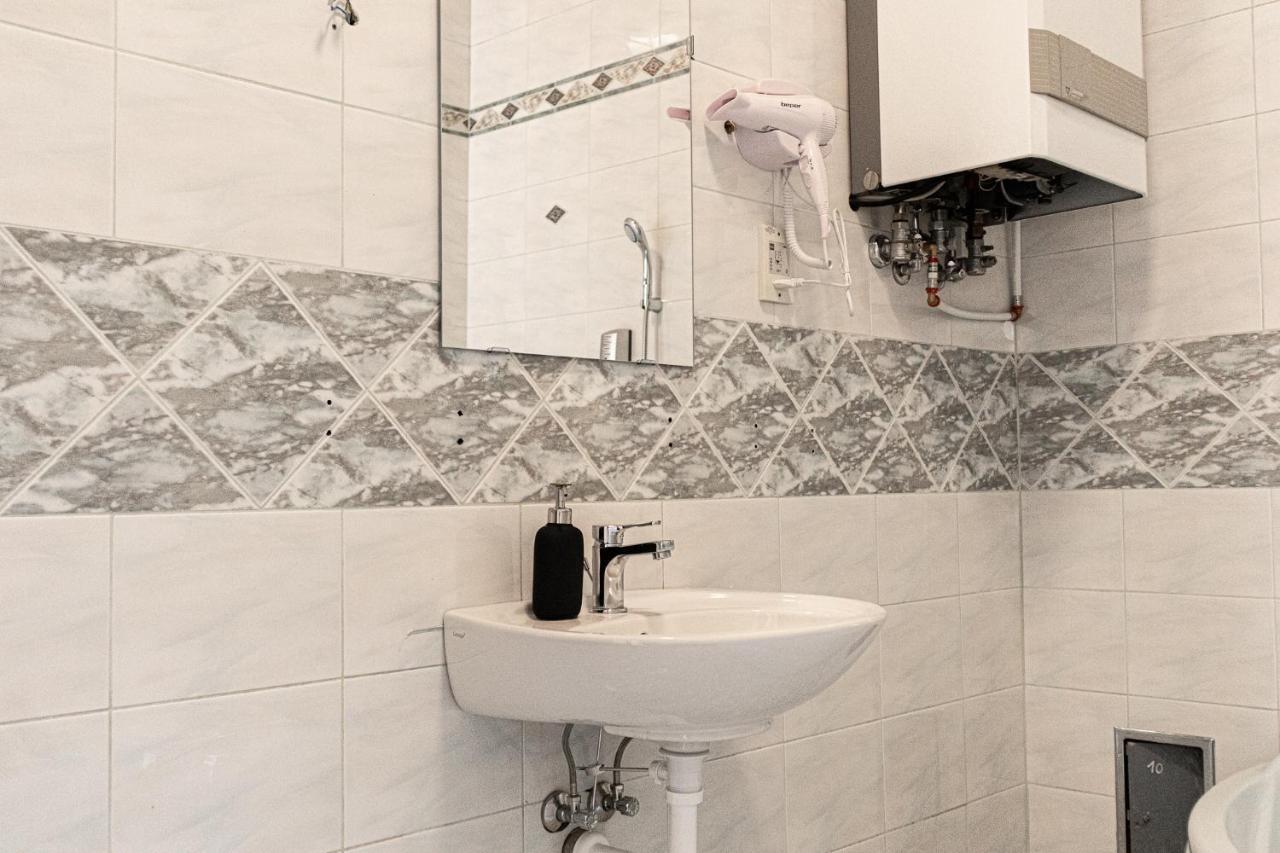 Appartamento Brilliant 2Br Apt. Near Akh-Hospital Vienna Esterno foto